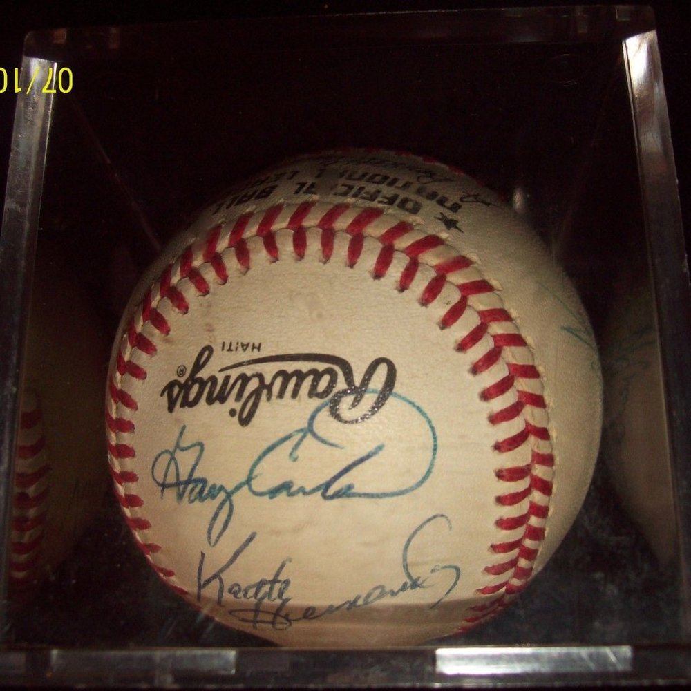 NY METS WORLD SERIES RAWLINGS OFFICIAL BALL NATIONAL LEAGUE SIGNED BY GARY CARTE
